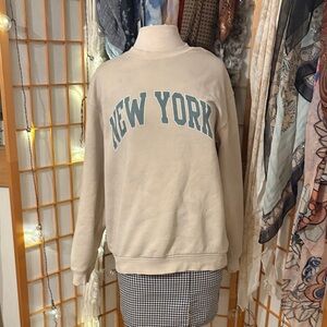 D&F New York Beige Women's sweater
